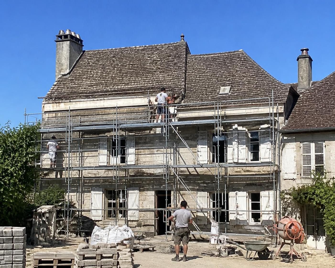 découvrez tout ce qu’il faut savoir sur l’aide à la rénovation des maisons anciennes de l’anah pour 2026 : conditions, démarches et conseils pour bénéficier des aides financières.
